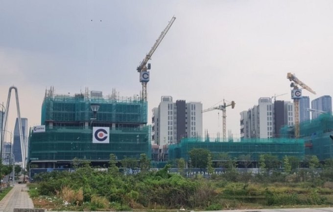Khu phức hợp Sóng Việt của Công ty cổ phần Quốc Lộc Phát mới được tháo gỡ.
