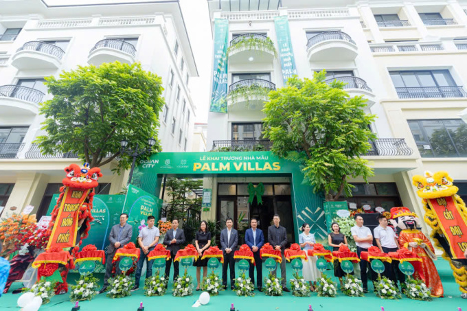 Lễ khai trương diễn ra sáng 3/8. Ảnh: CĐT